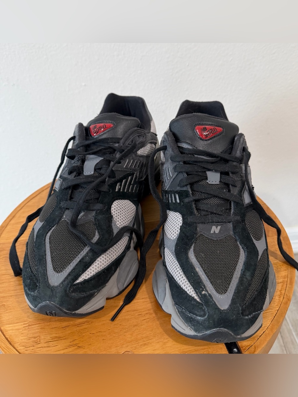New Balance men’s 9060 triple black size 10.5
